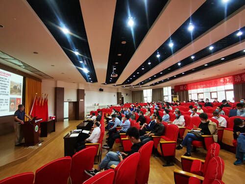 d0389cbad89f4cadba7277353545676a.jpg A6CD4F8BF49ABC67694FFEFD642B169F_750_750.jpg