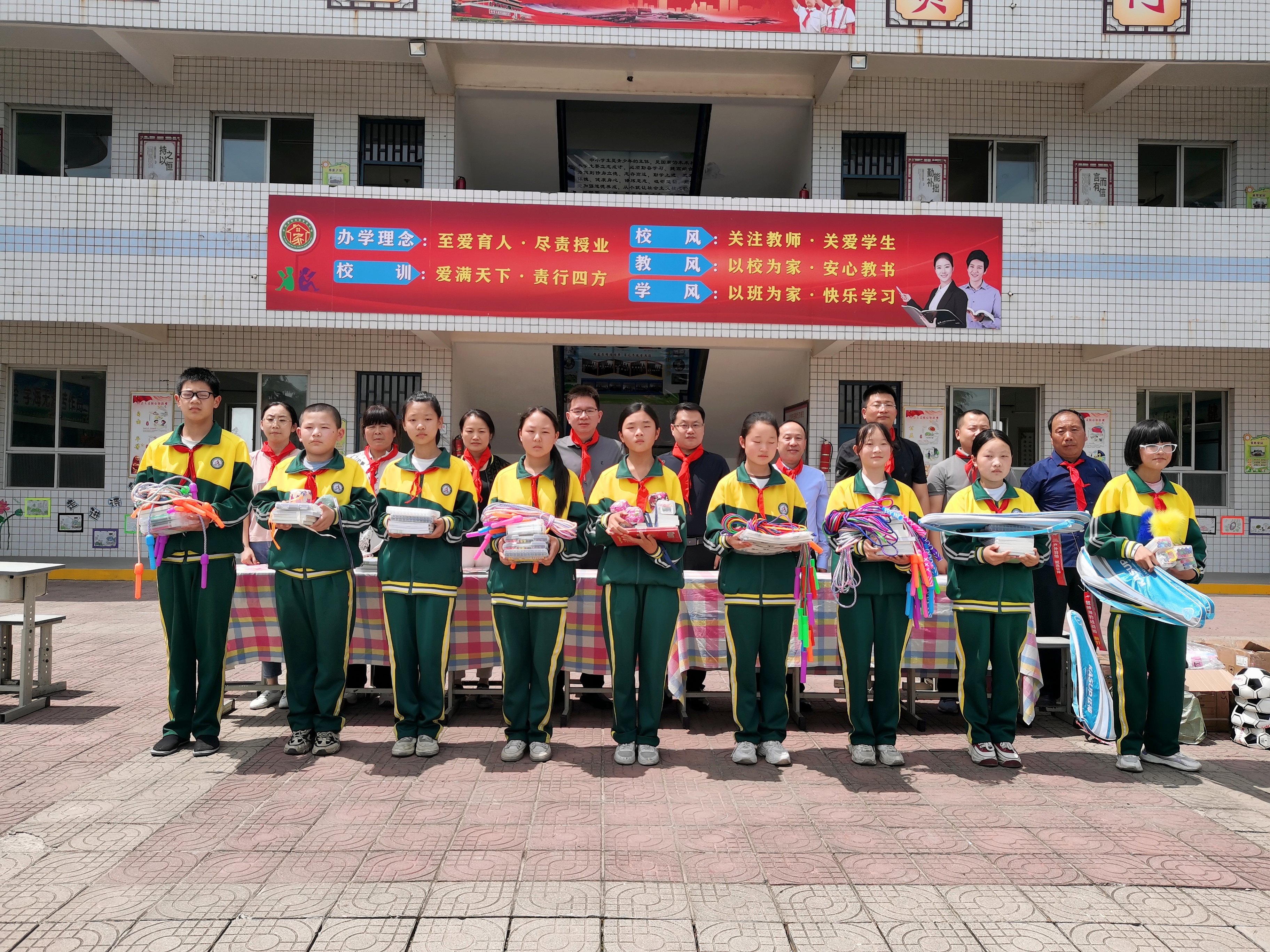 e357d590d58d414b9572a5f3641847c5.jpg e357d590d58d414b9572a5f3641847c5.jpg