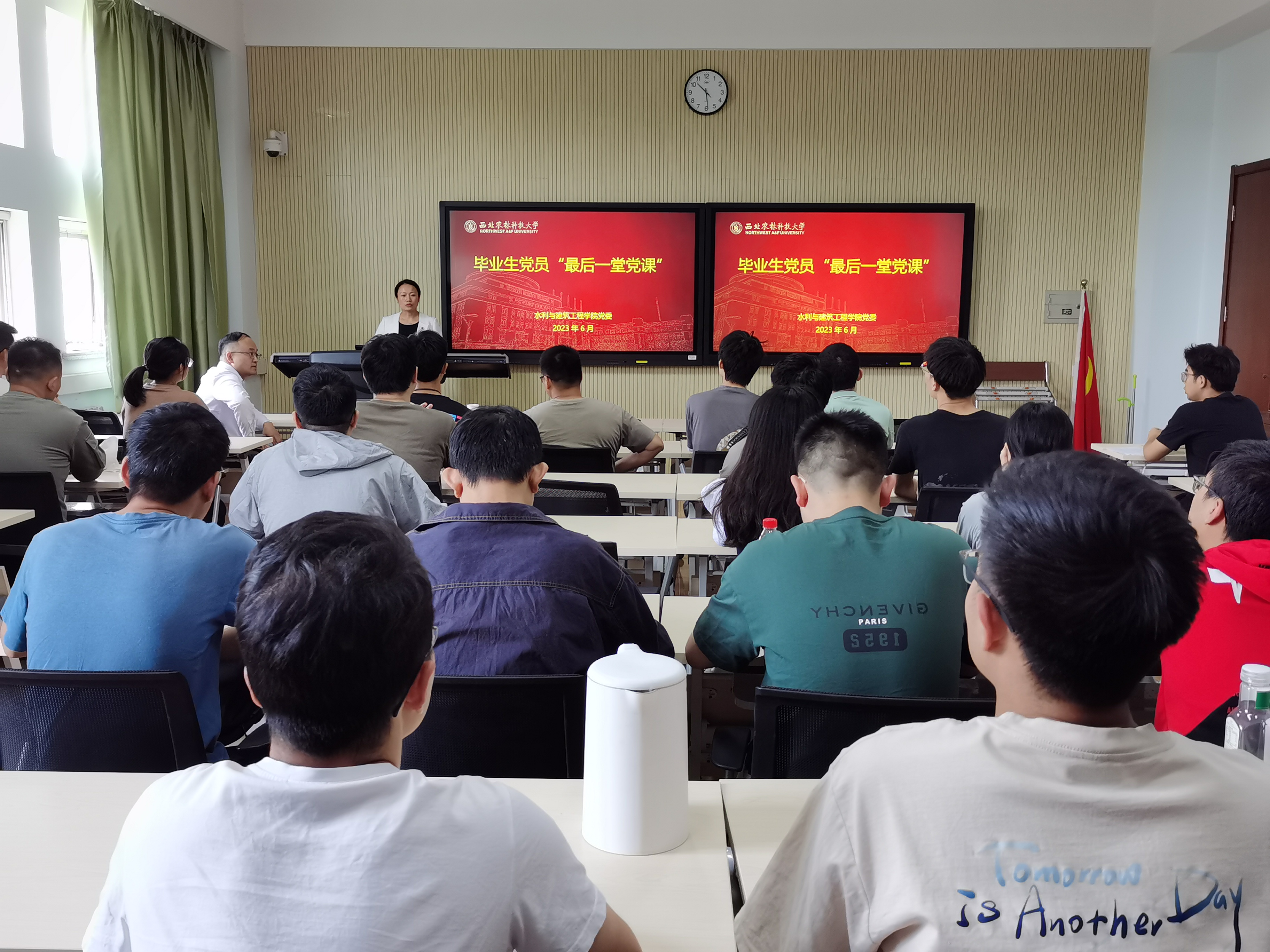 e5bdd8102aa94db3ba122022ba72a59b.jpg e5bdd8102aa94db3ba122022ba72a59b.jpg