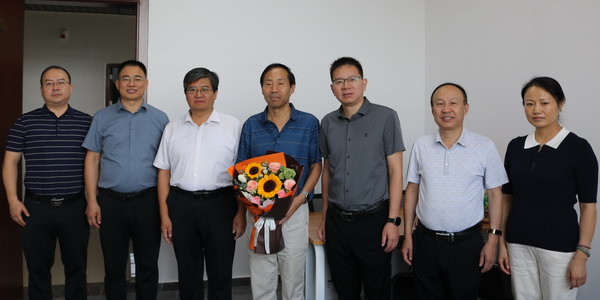 86f10d9670d74506b194dec163fab265.jpg 8尹进步8.jpg